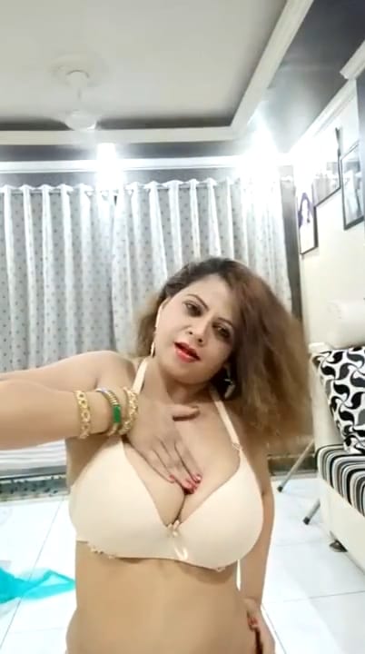 Priya - Escort Agency 2