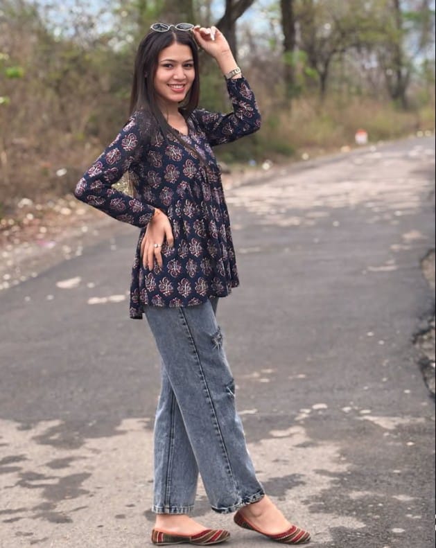 Komal - Escort Agency 4