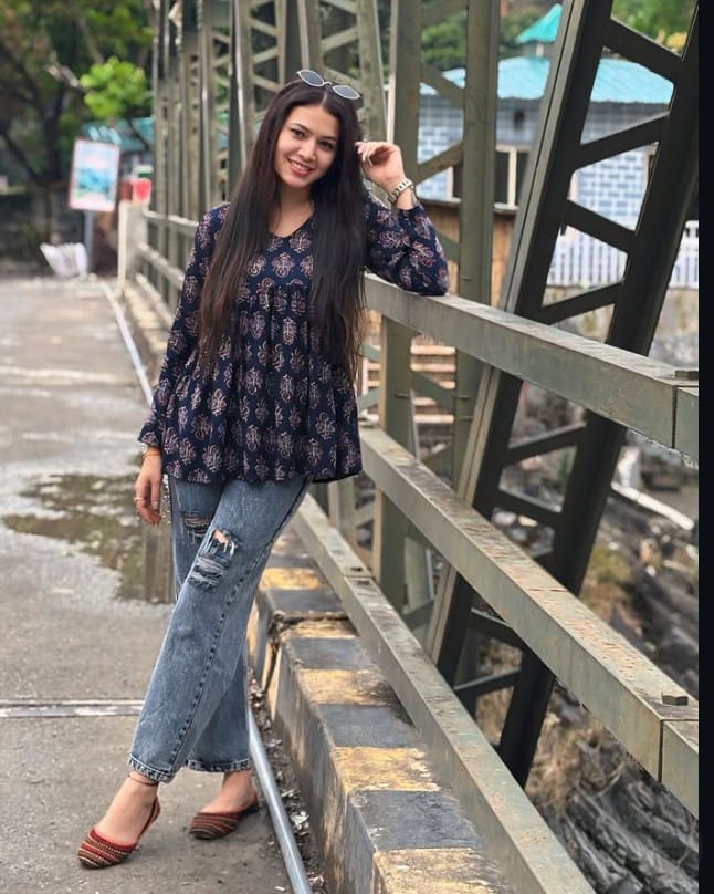 Komal - Escort Agency 3