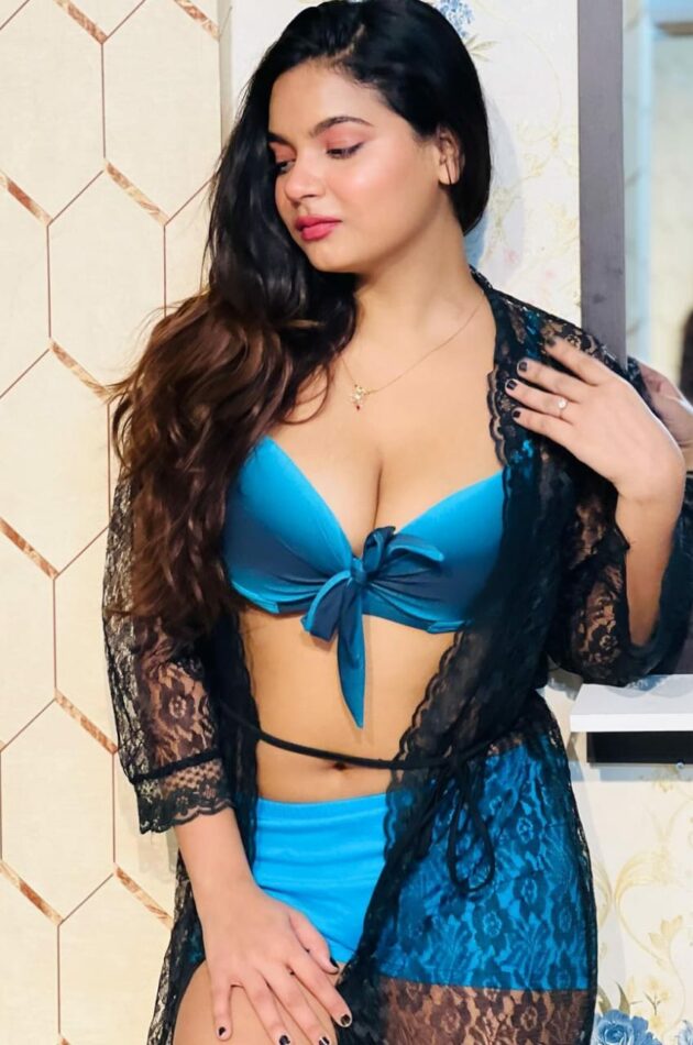 Divya - Escort Agency 9