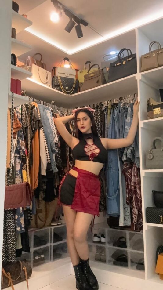 Meenal 20