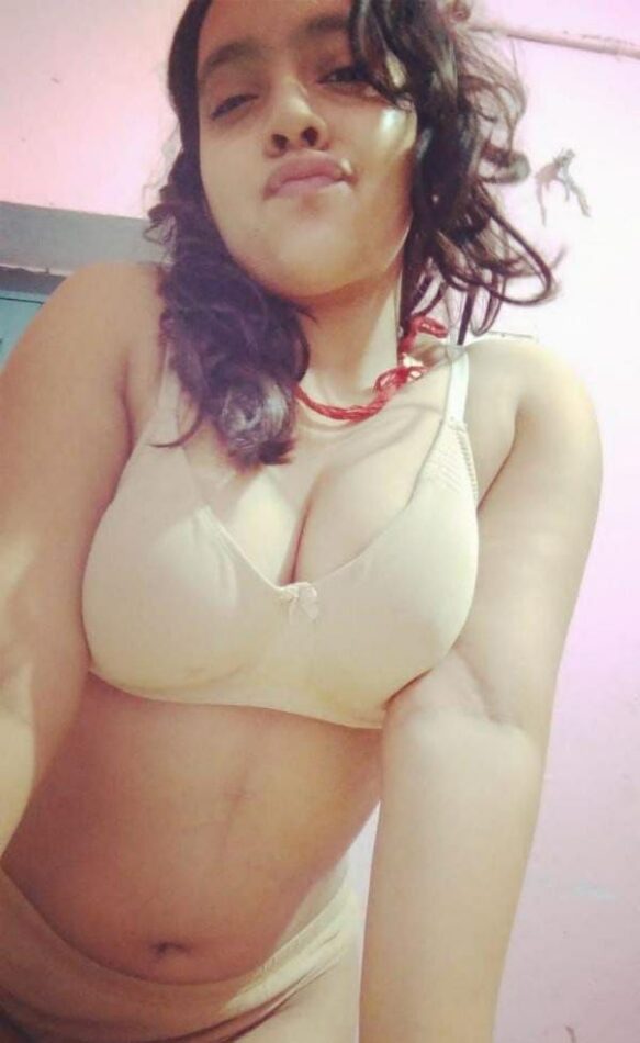 Raveena 4