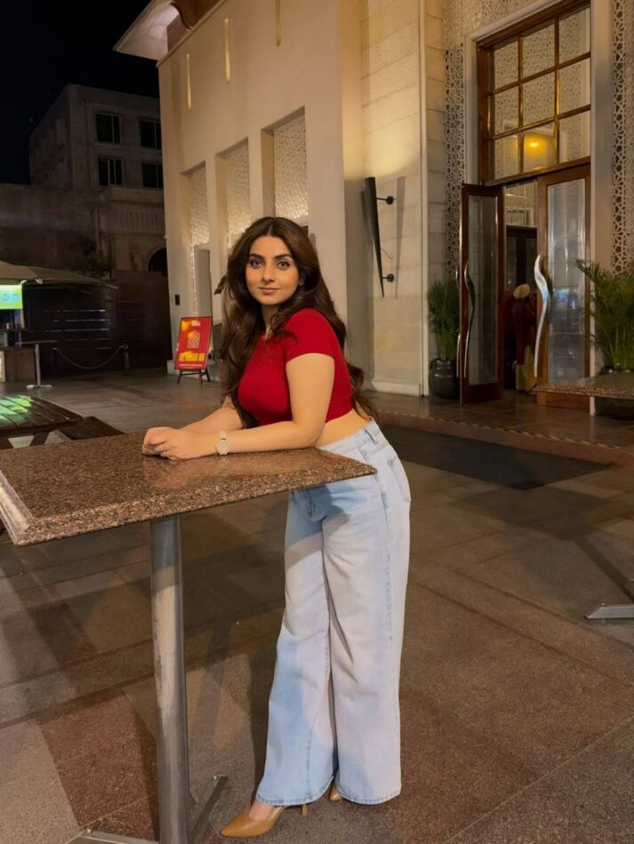 Roshni Escort Service